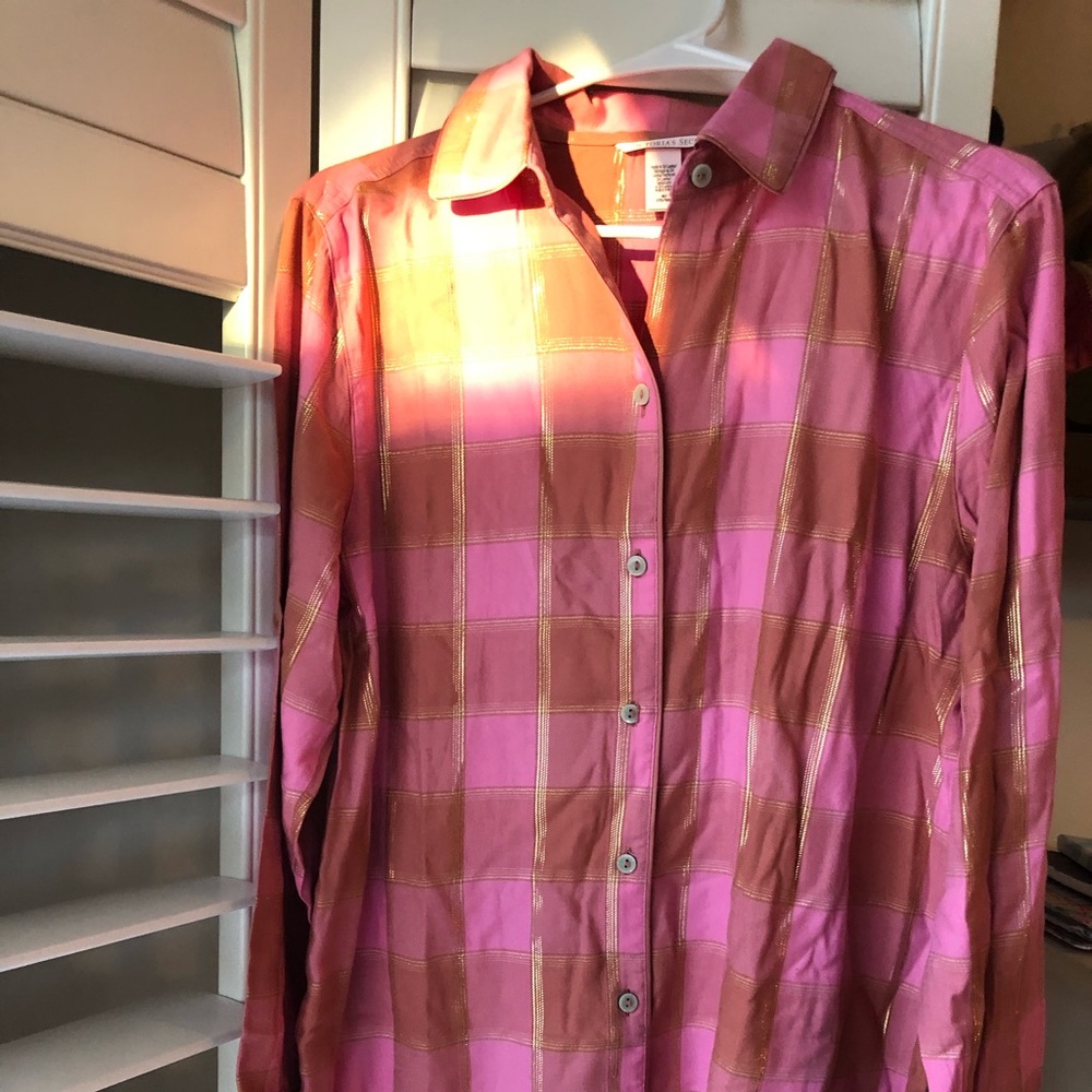 Victoria Secret Brand new sleep shirt!